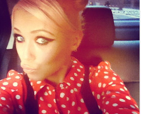 Amelia Lily pouting on Instagram