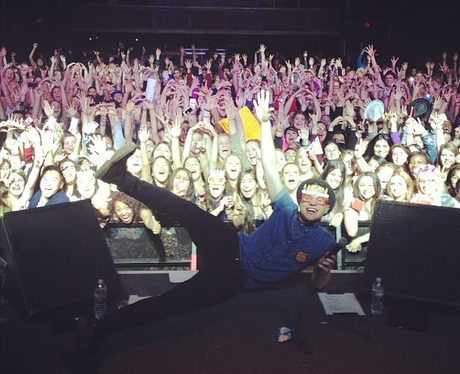 olly murs on stage