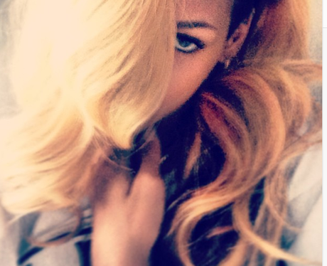 Rihanna with new hair