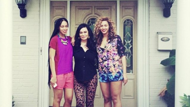 Beyonce with Solange and mum