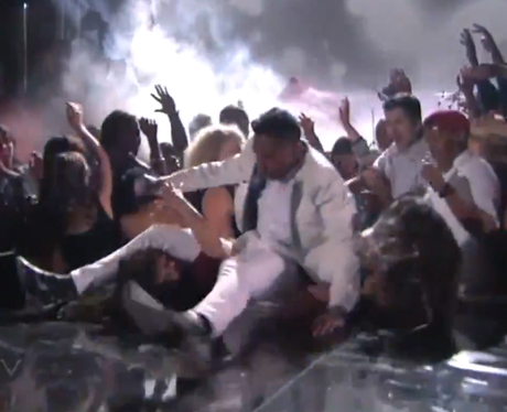 Miguel Lands On Fans Head Billboard Music Awards 2013