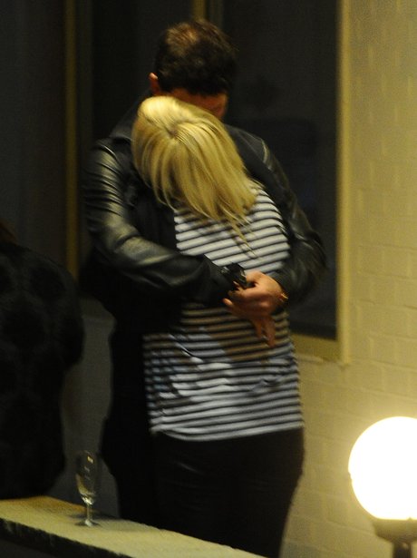 Ellie Goulding and Jeremy Irvine Kissing