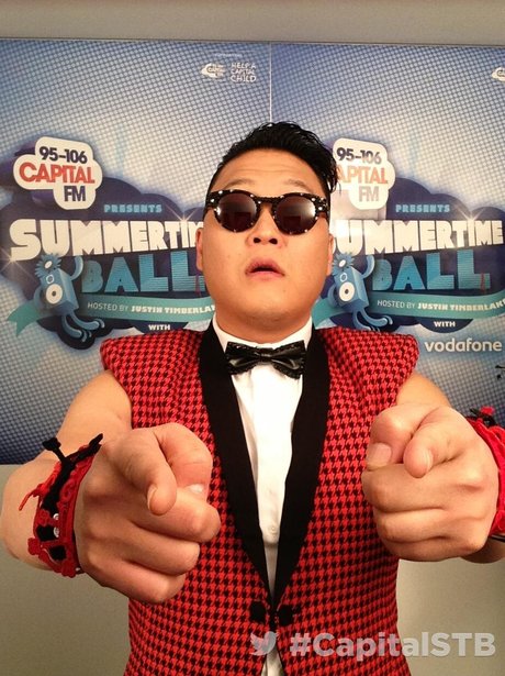 Psy At The Summertime Ball 2013 Twitter Mirror
