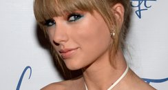 Taylor Swift attends the frangrance awards