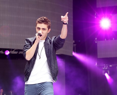Nathan Sykes points to 80,000 fans at the Summertime Ball 2013