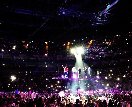 The Best View In The World! Pop Stars And Their On Stage Crowd Views ...