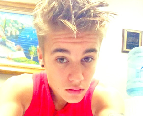 Justin Bieber selfie