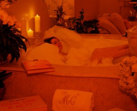 Mariah Carey in the bath