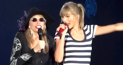 Taylor Swift And Carly Simon