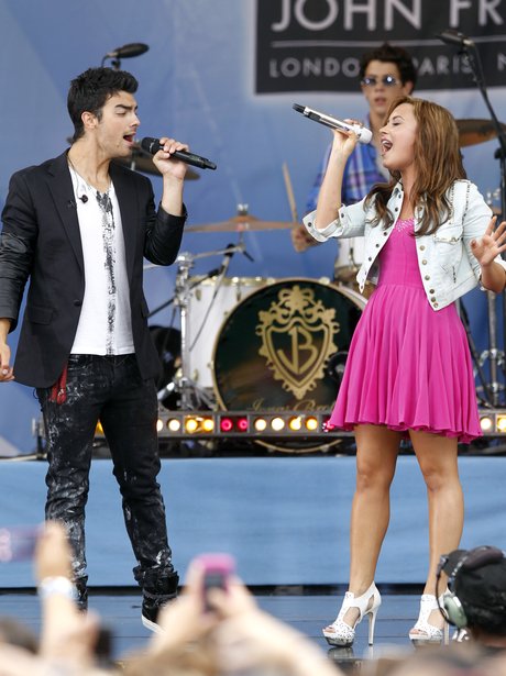 demi lovato boyfriend joe jonas