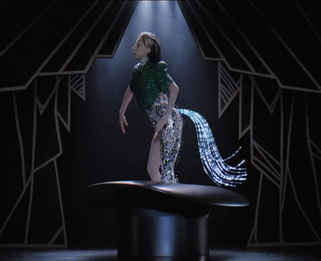 Lady Gaga 'Applause' Music Video