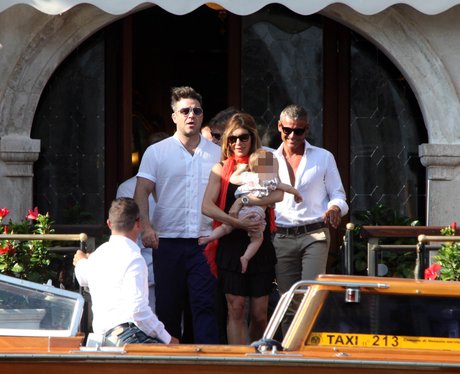 Robbie Williams with his family in Italy