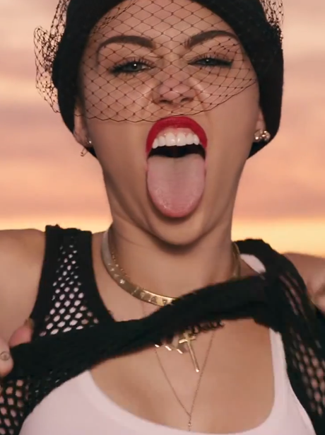 Miley Cyrus Faces 30 Pictures Of Miley Sticking Her Tongue Out Capital