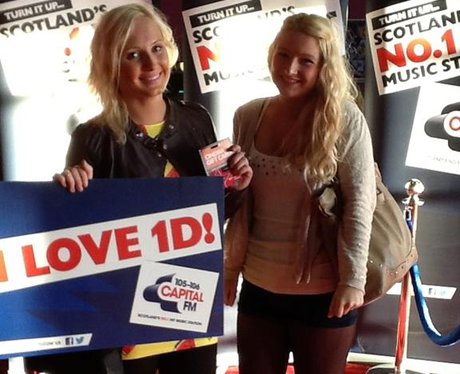 were you pap'd by the Capital Street Stars?