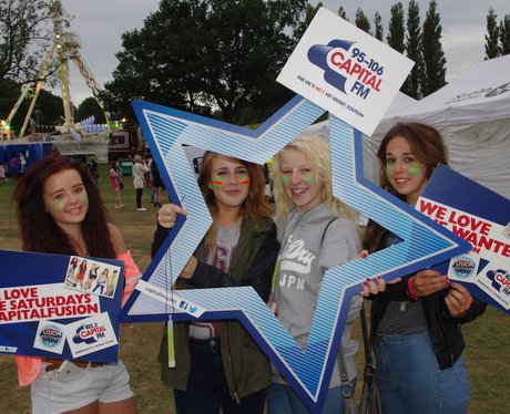 Fusion Festival Fans Sunday 5