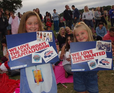 Fusion Festival Fans Sunday 5