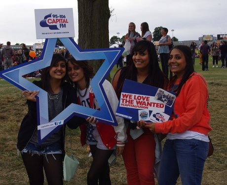 Fusion Festival Fans Sunday 5