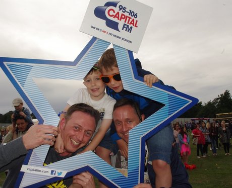 Fusion Festival Fans Sunday 5