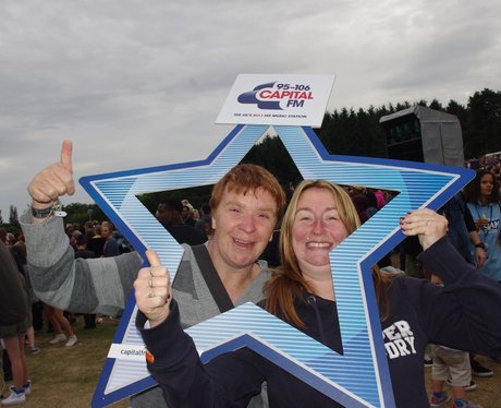 Fusion Festival Fans Sunday 5