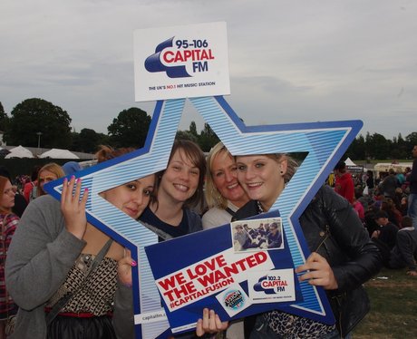 Fusion Festival Fans Sunday 5