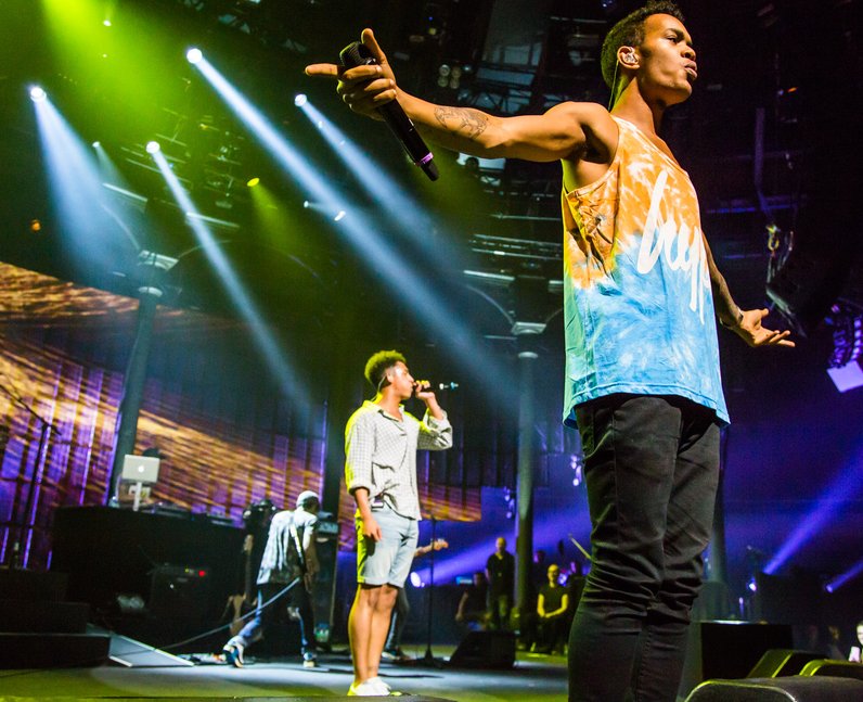 Rizzle Kicks iTunes Festival 2013