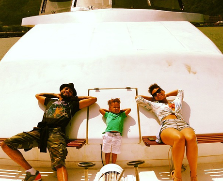 Alicia Keys enjoys a family holiday with Swizz Beatz