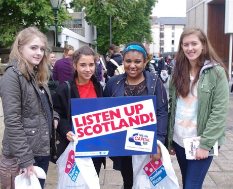 Were you pap'd by the Capital Street Stars?