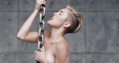 Miley Cyrus - Wrecking Ball Video