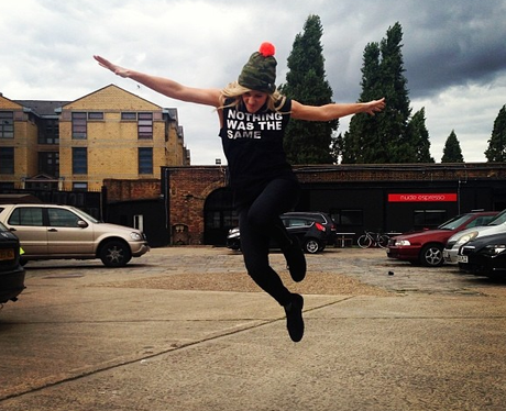 Ellie Goulding jumping