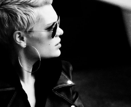 Jessie J with sunglasses on instagram