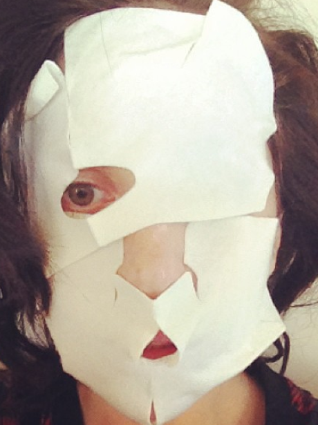 Lady Gaga wearing a face mask