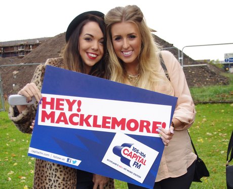 Were you pap'd by the Capital Street Stars?