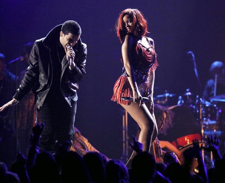 Rihanna and Drake Grammys 2012