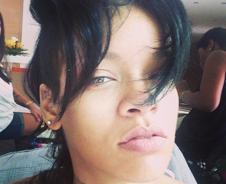 Rihanna wearing no make-up
