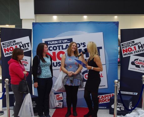 Were you pap'd by the Capital Street Stars?