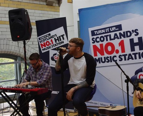 were you pap'd by the Capital Street Stars?