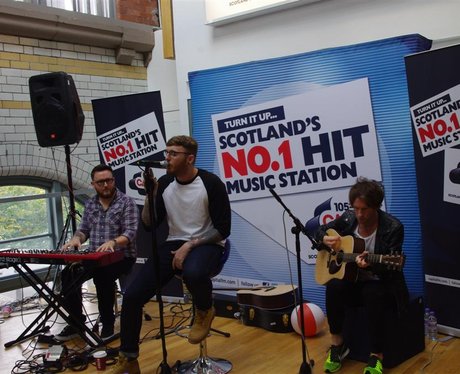 were you pap'd by the Capital Street Stars?