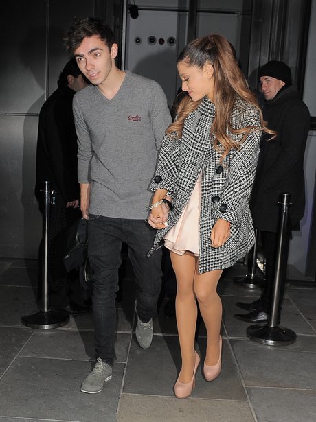 Ariana Grande and Nathan Sykes out for dinner