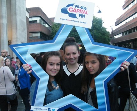 Ellie Goulding Fans 1
