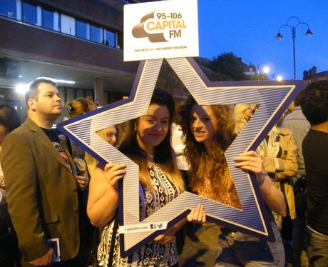Ellie Goulding Fans Wolverhampton 2