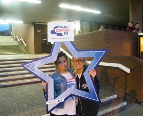 Ellie Goulding Fans Wolverhampton 2