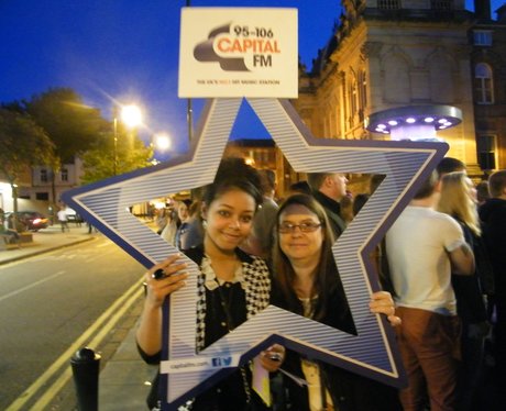 Ellie Goulding Fans Wolverhampton 2