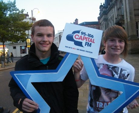 Ellie Goulding Fans Wolverhampton 2