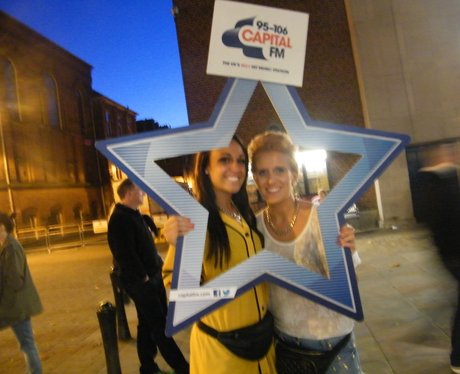 Ellie Goulding Fans Wolverhampton 2