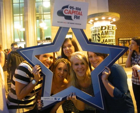 Ellie Goulding Fans Wolverhampton 2