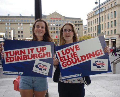 Were you pap'd by the Capital Street Stars?