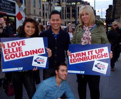 Were you pap'd by the Capital Street Stars?