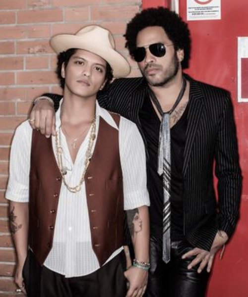 Bruno Mars 8 Reasons You Ll Wish You Were His Girlfriend This