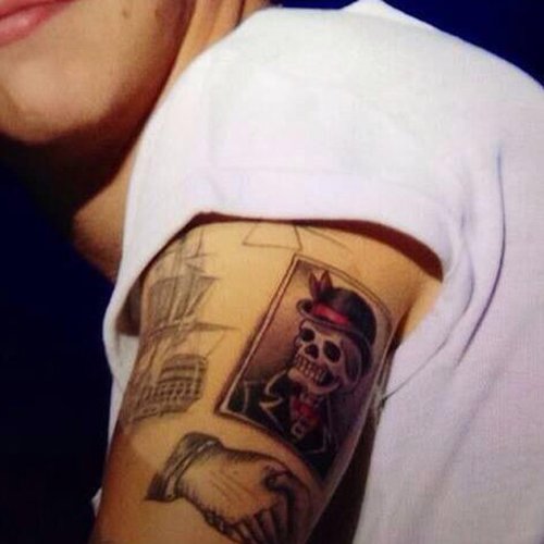 Harry Styles And His Tattoos Are The Talks Of The Town See Pictures Here   IWMBuzz