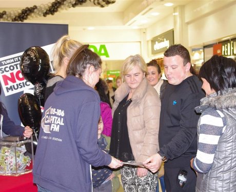 Were you pap'd by the Capital Street Stars?